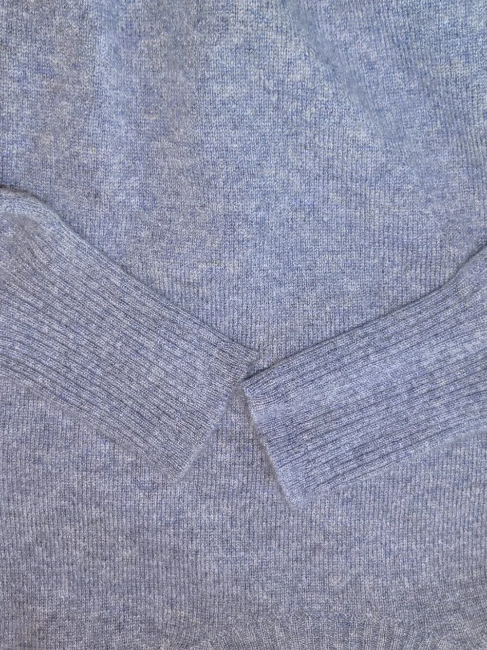 J. CREW Cashmere Crewneck Cropped Fit Sweater - Picture 4 of 8